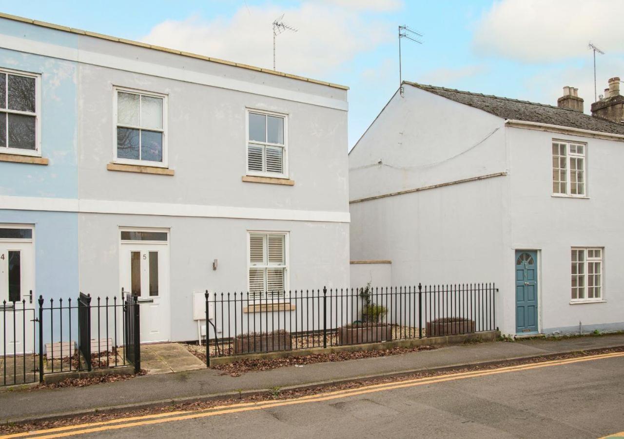 Villa Stunning 2 Bed With Private Patio And Free Parking Cheltenham Exterior foto