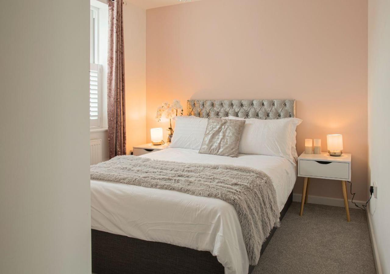 Villa Stunning 2 Bed With Private Patio And Free Parking Cheltenham Exterior foto