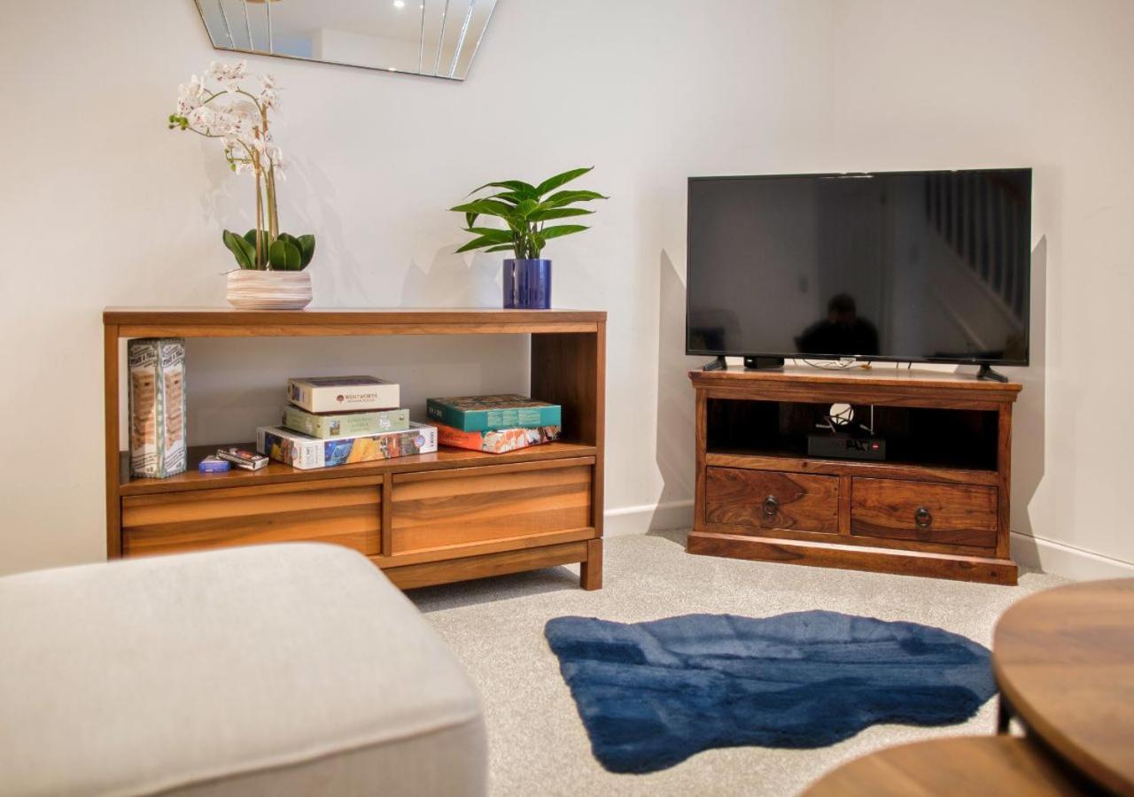 Villa Stunning 2 Bed With Private Patio And Free Parking Cheltenham Exterior foto